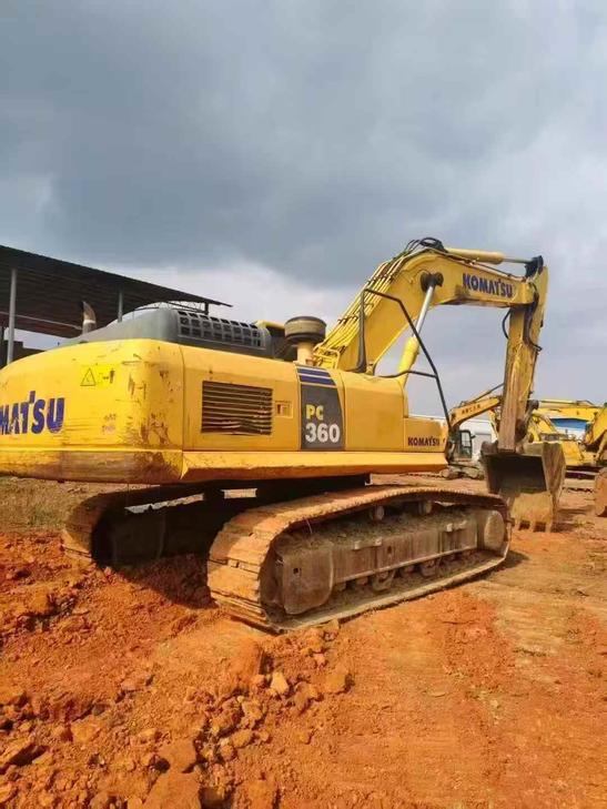 Buy Komatsu PC360-7 Used Excavator / 1