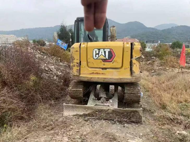 Buy Caterpillar 305.5 Used Excavator / 1