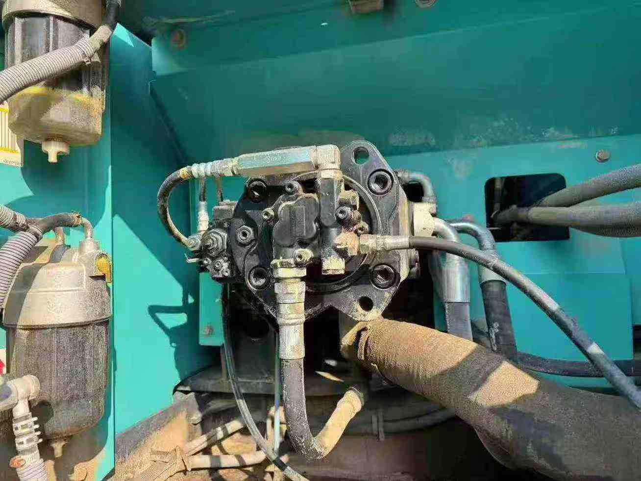 Used Kobelco SK260 Excavator 2014 Model / 2