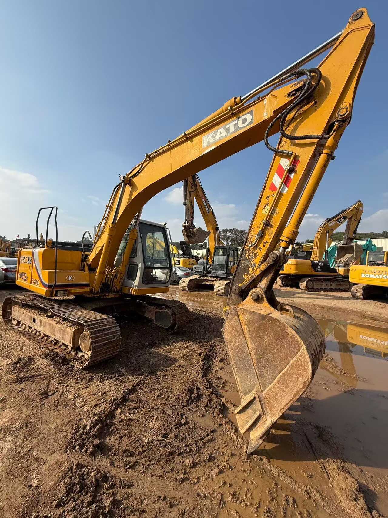 Buy Kato HD512-6 Used Excavator