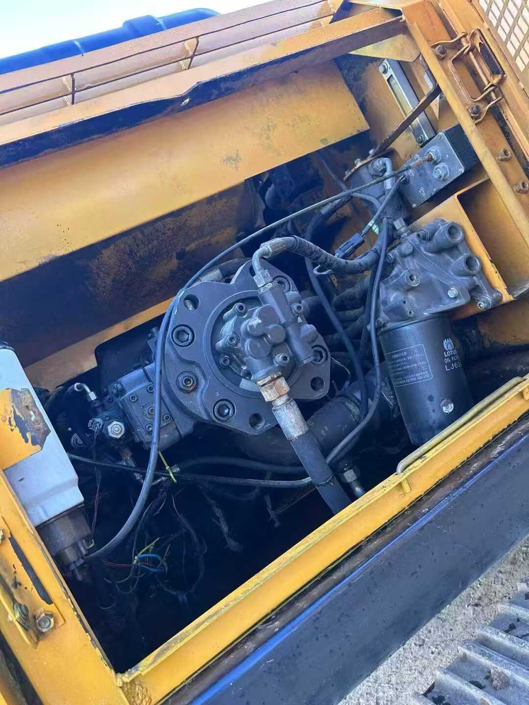 Used Sany SY215C-8 Excavator 2016 Model / 8