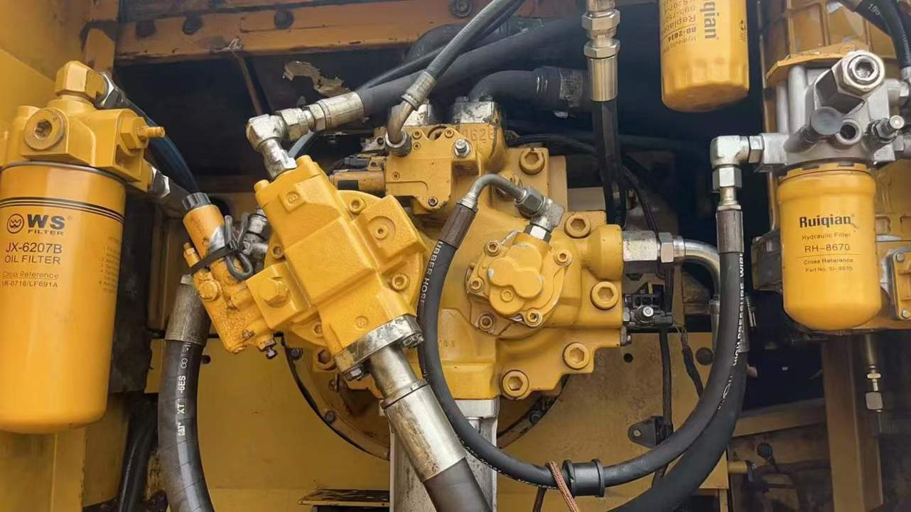 Used Caterpillar 336E Excavator 2015 Model / 9