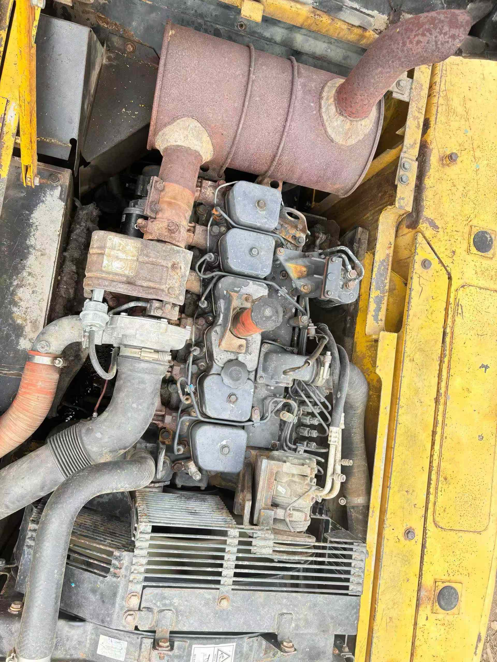 Used Komatsu PC200-7 Excavator 2016 Model / 9