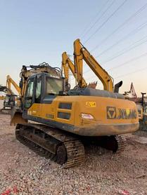 Buy XCMG XE200DA Used Excavator / 2 Used XCMG XE200DA Excavator 2022 Model / 2