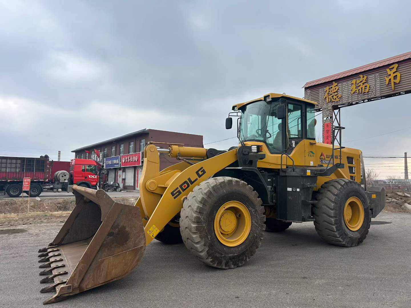 Buy SDLG L955F Used Loader