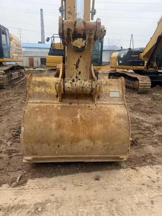 Buy Caterpillar 330B Used Excavator / 1