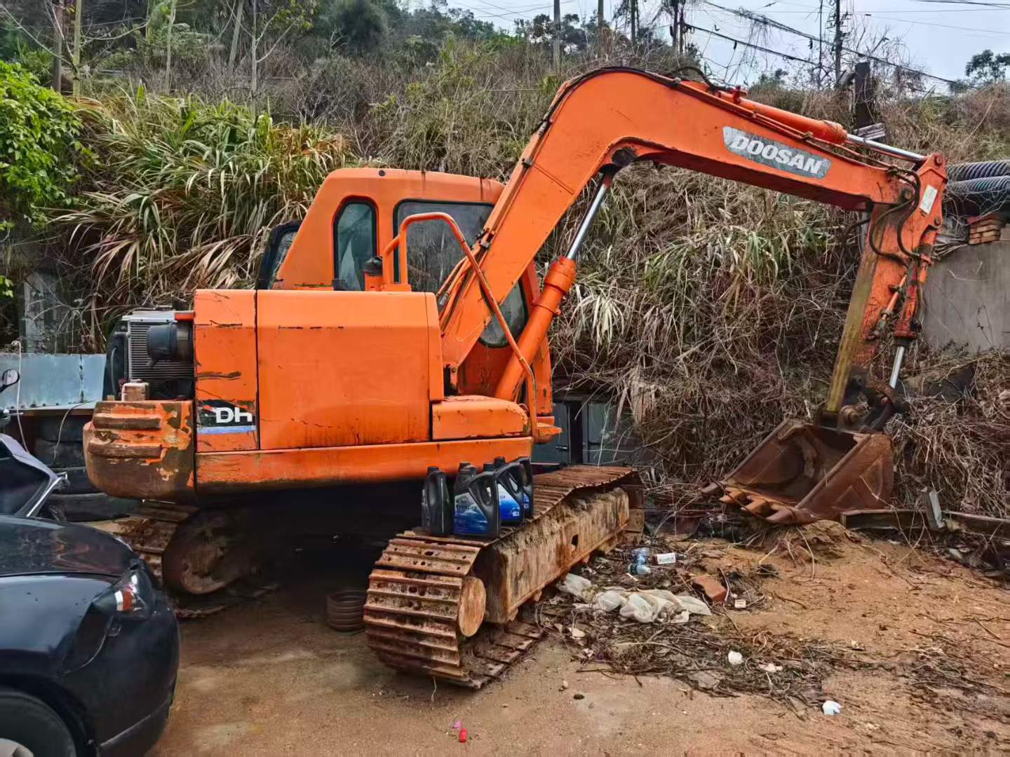 Buy Doosan DH80 Used Excavator