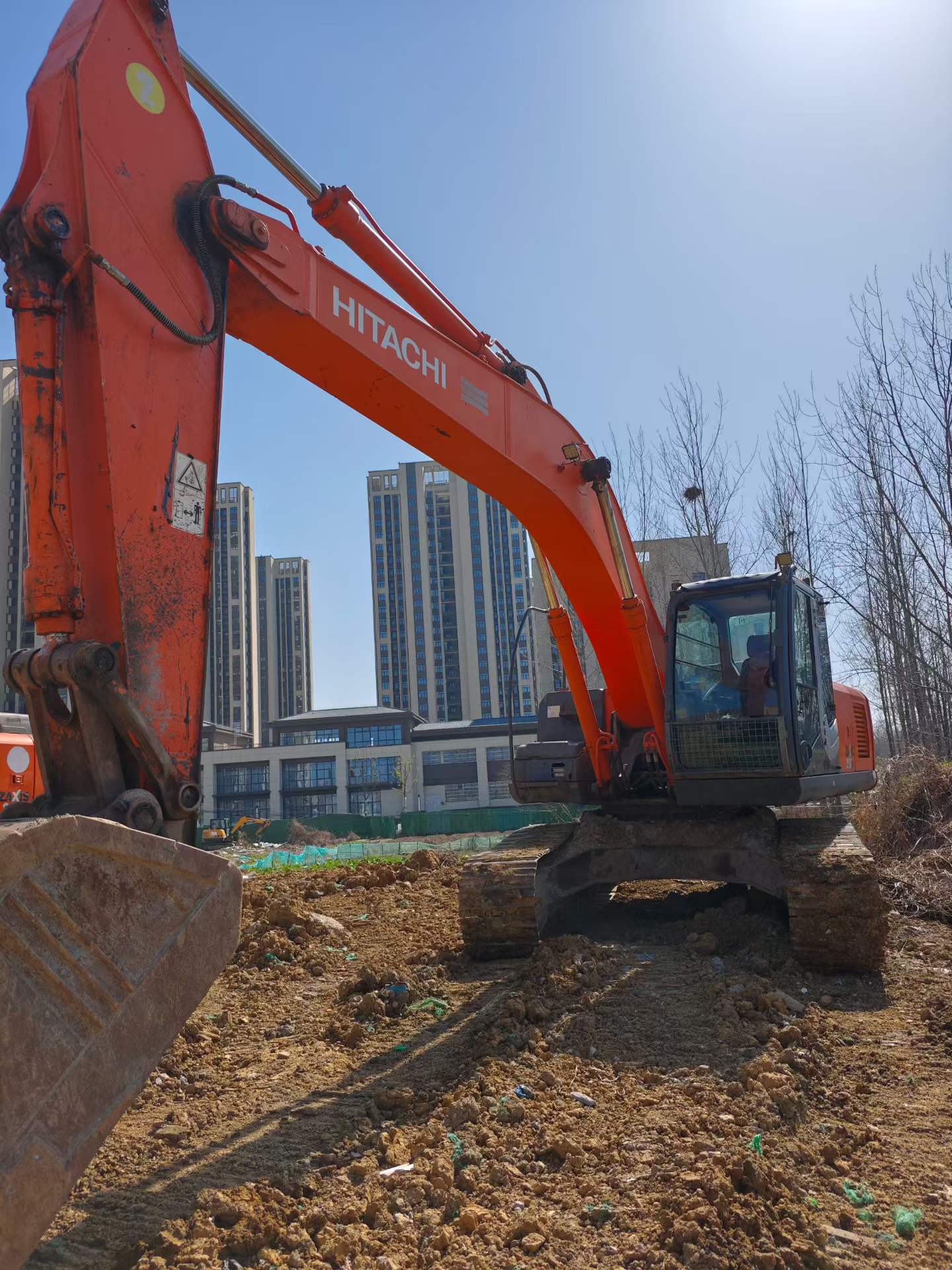 Buy Hitachi EX250-5 Used Excavator