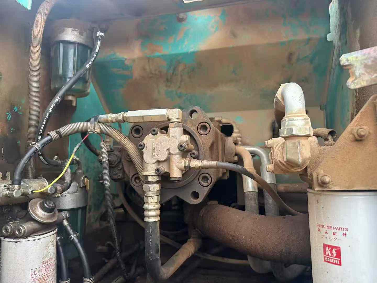 Used Kobelco SK210 Excavator 2014 Model / 8