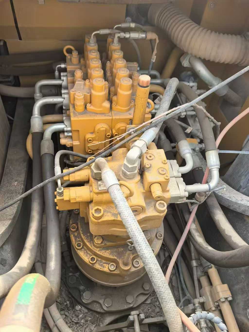 Used Sany SY215C Excavator 2023 Model / 3