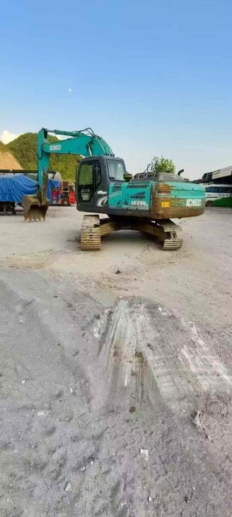 Buy Kobelco SK260 Used Excavator / 1