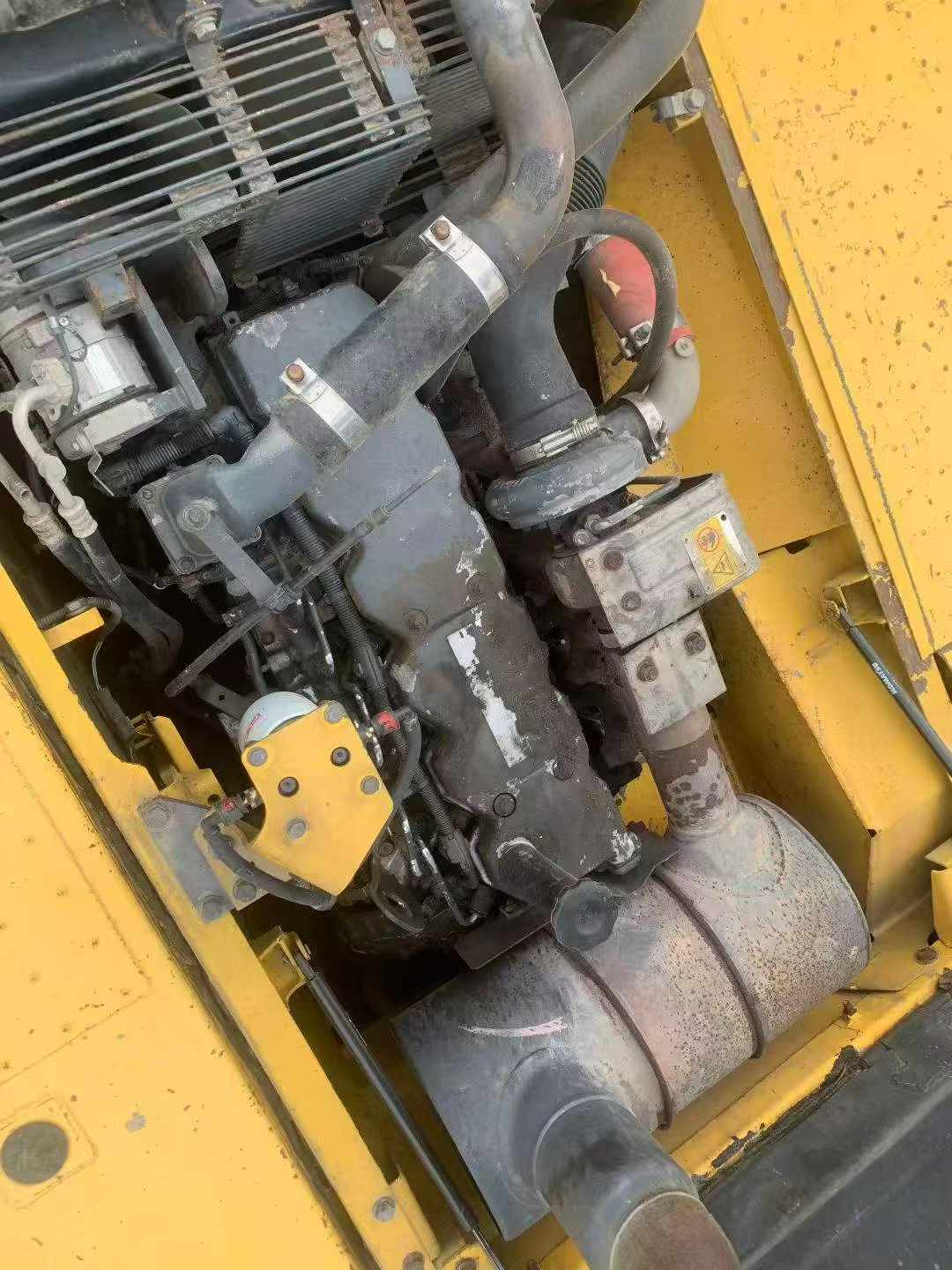 Used Komatsu PC200-8N1 Excavator 2016 Model / 4