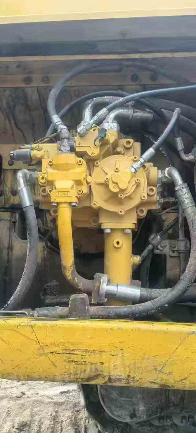 Buy Caterpillar CT195 Used Excavator