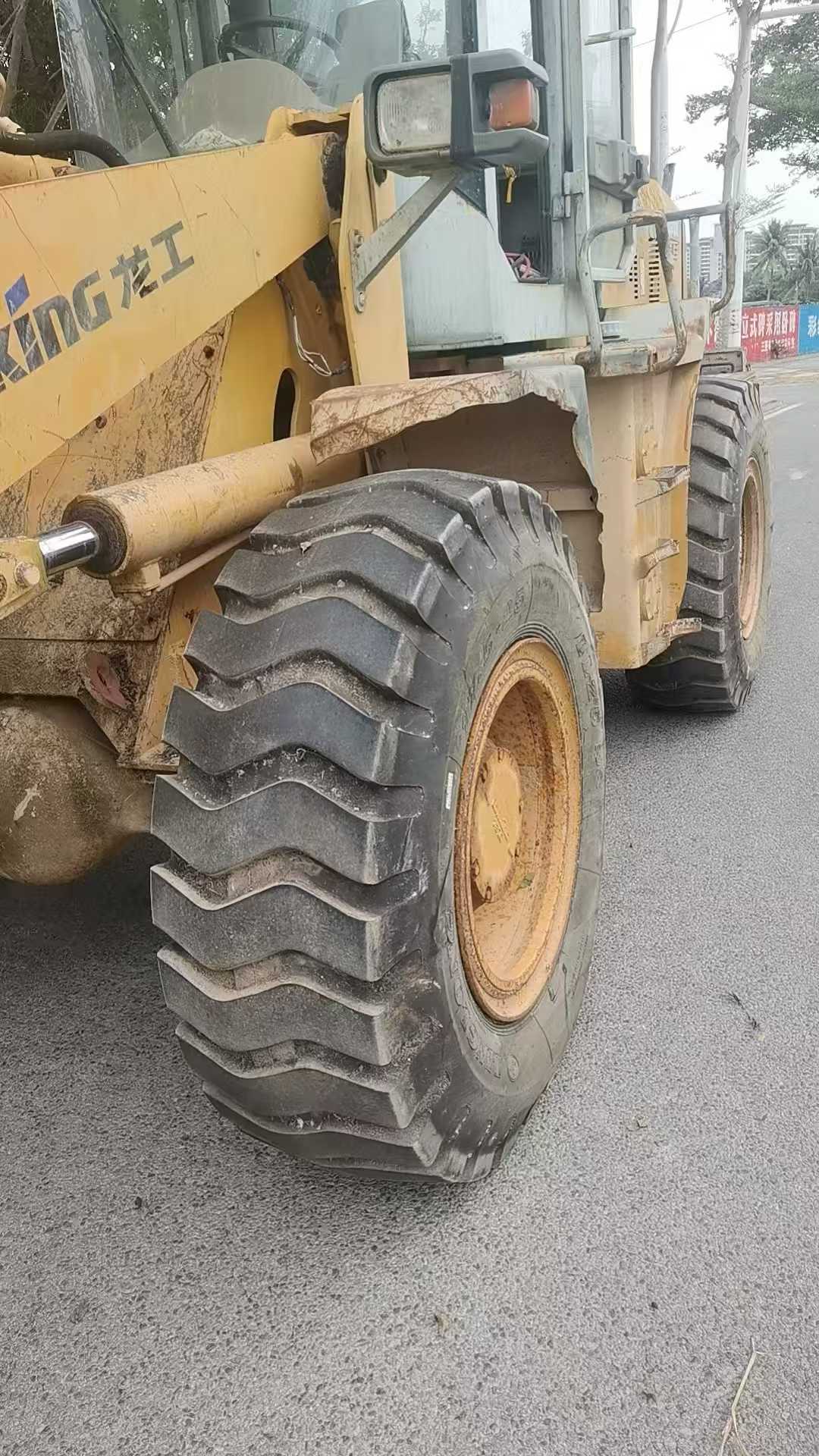 Buy Lonking LG833B Used Loader