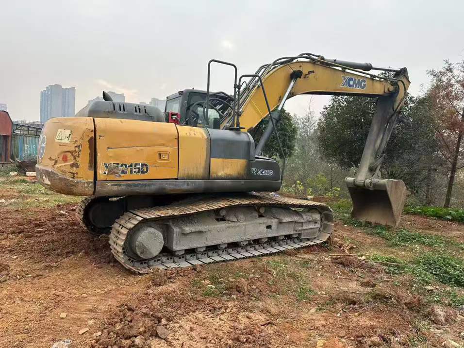 Used XCMG XE215D Excavator 2017 Model / 2