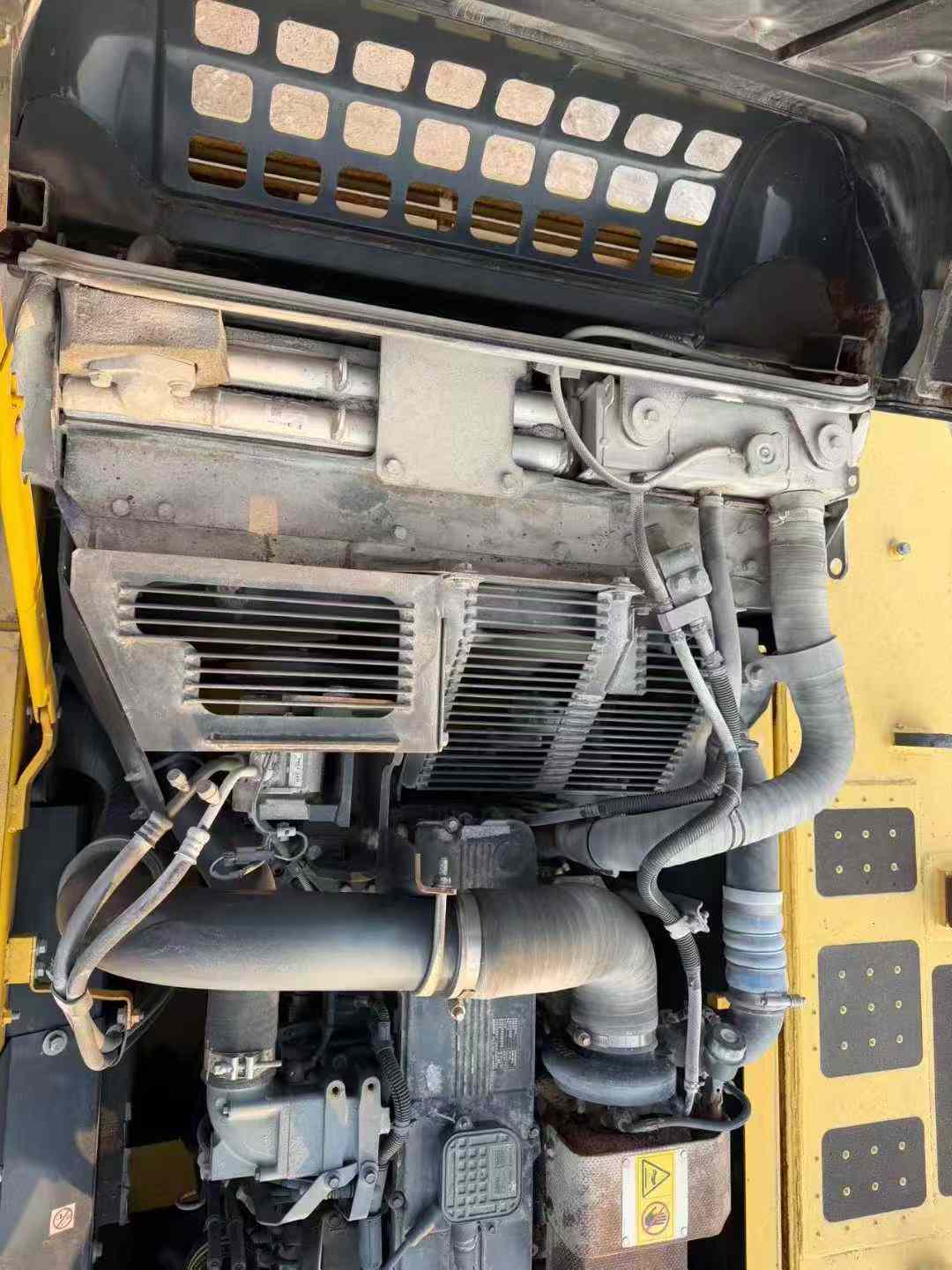 Used Komatsu PC360-8M0 Excavator 2020 Model / 7