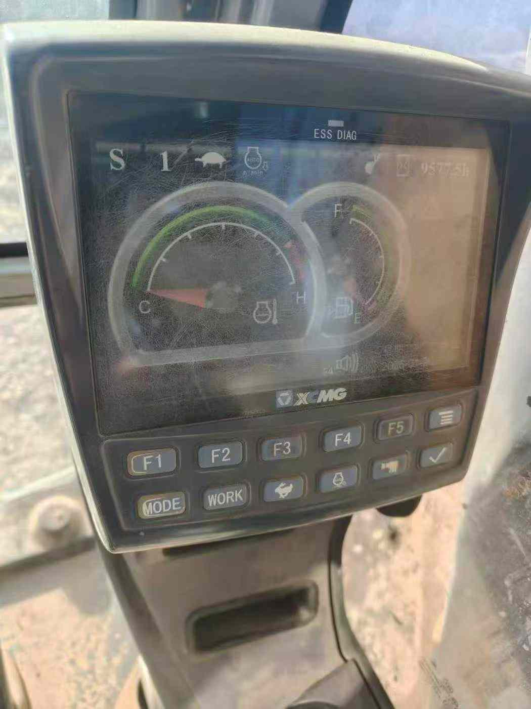 Used XCMG XE265C Excavator 2016 Model / 2