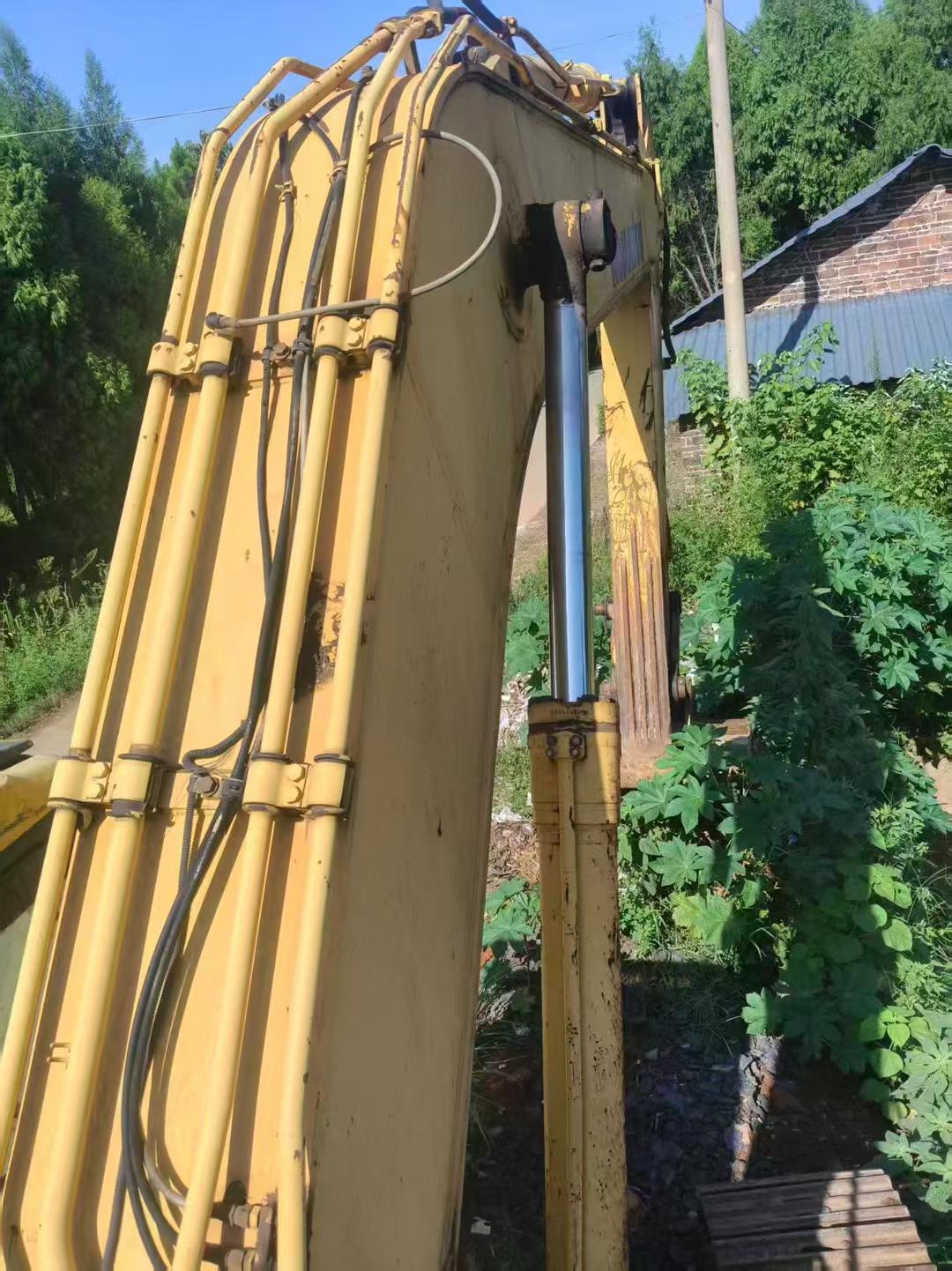 Used Komatsu PC200-7 Excavator 2016 Model / 4