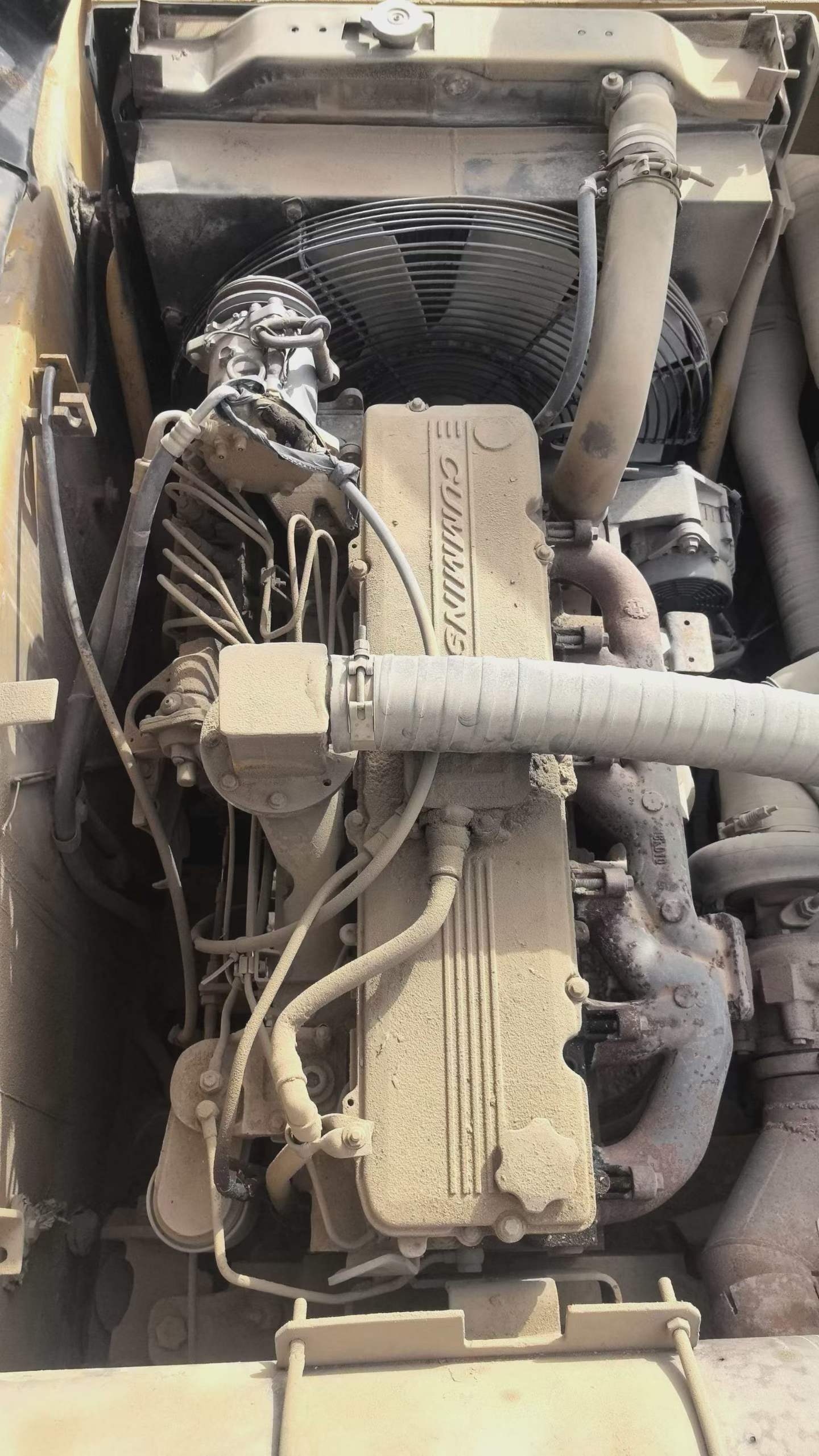 Used Caterpillar 325C Excavator 2016 Model / 5