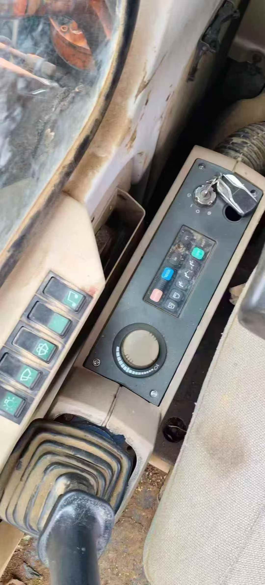 Used Doosan DH150-7 Excavator 2016 Model / 9