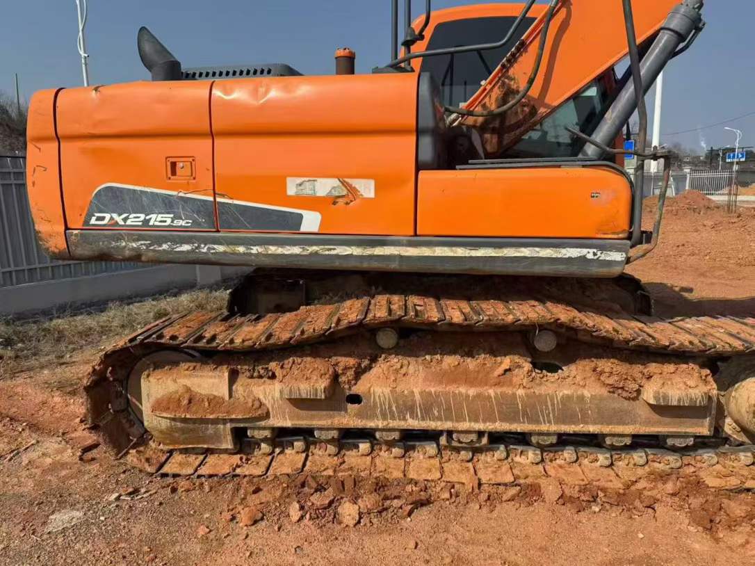 Used Doosan DX20Z Excavator 2021 Model / 9