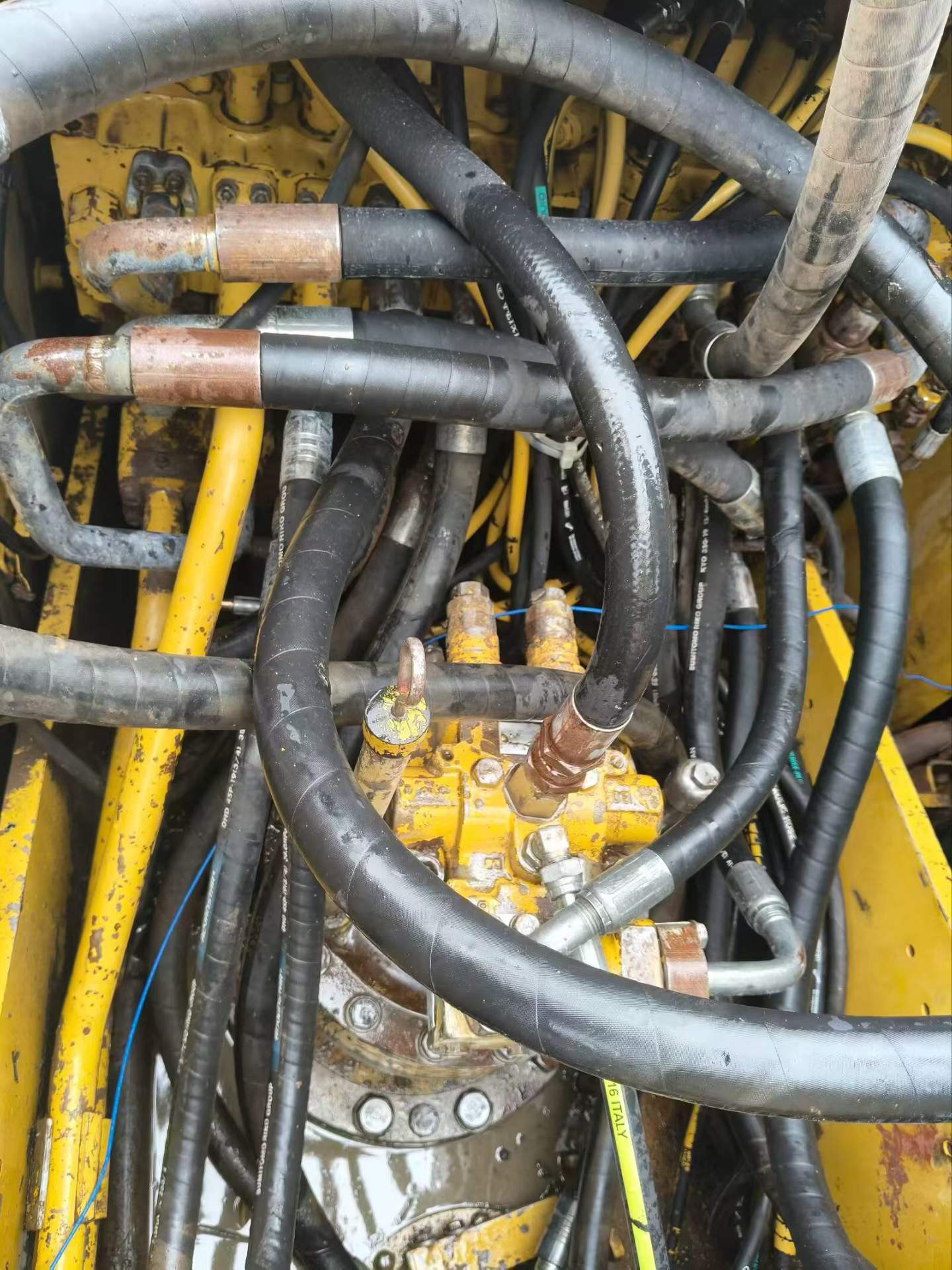 Used Caterpillar 320A Excavator 2016 Model / 3