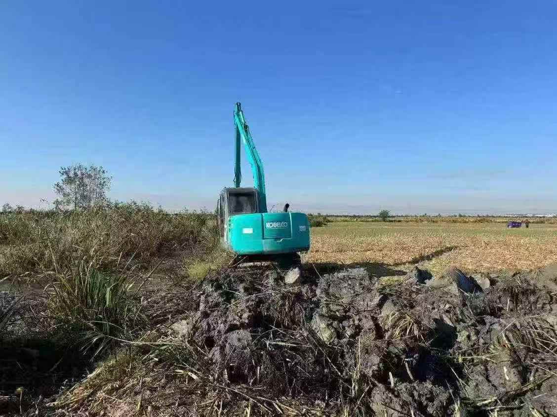 Used Kobelco SK15SR Excavator 2015 Model / 4