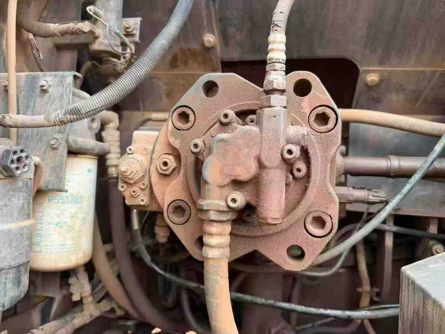 Used Sumitomo SH200-5 Excavator 2012 Model / 5