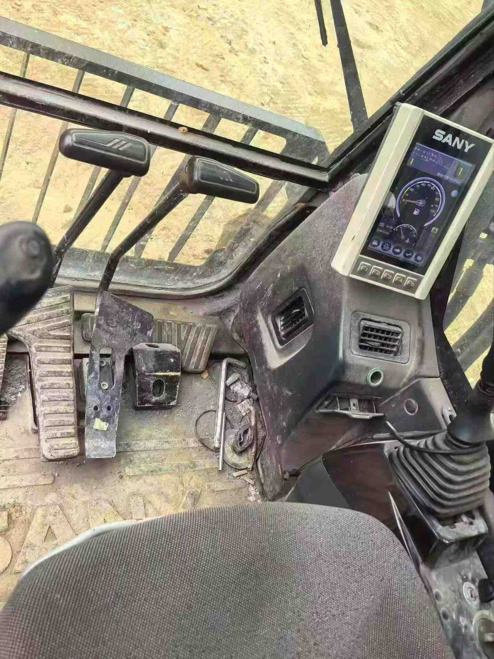 Used Sany SY365C Excavator 2017 Model / 9