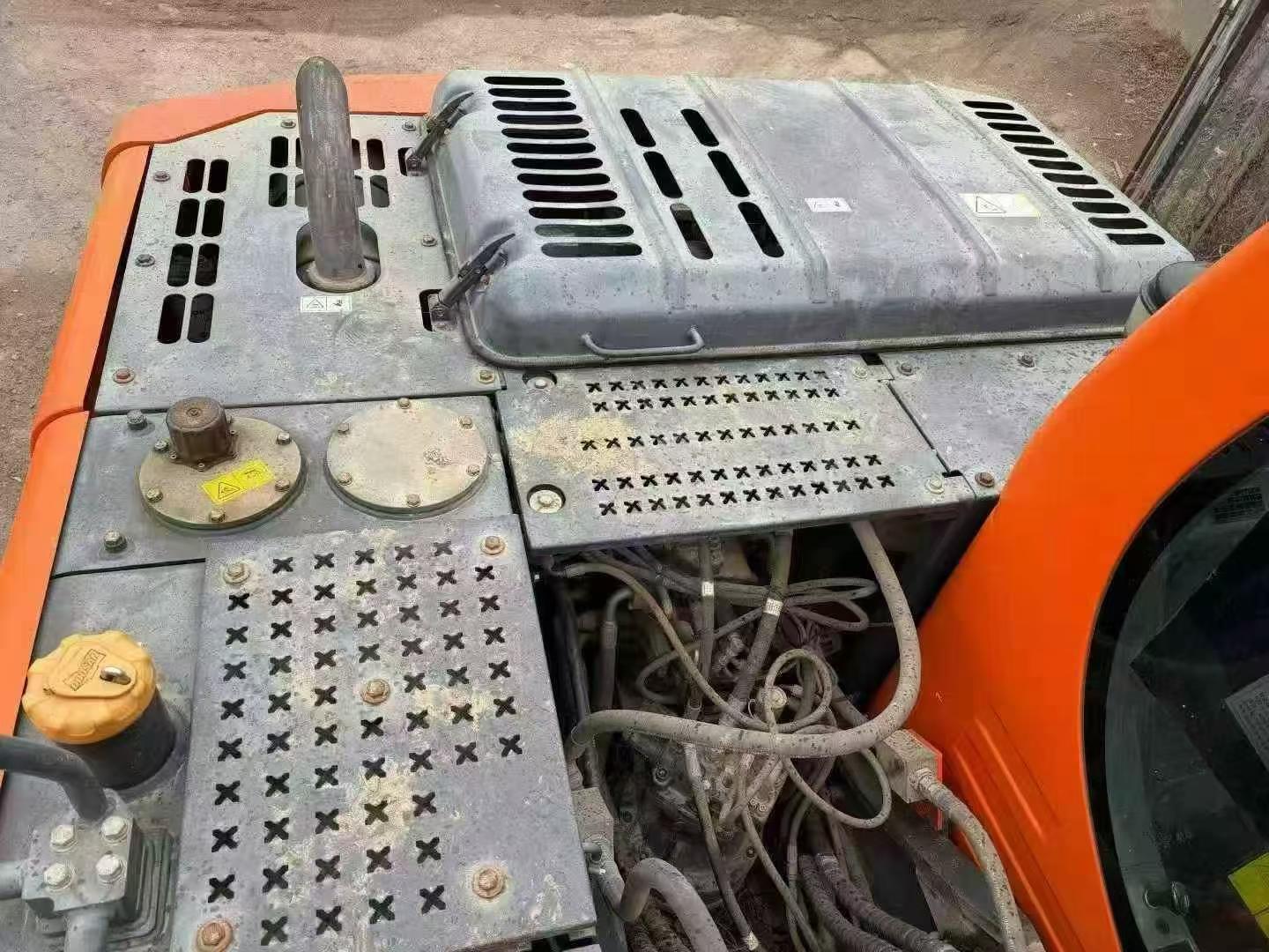 Used Doosan DH150 Excavator 2019 Model / 4