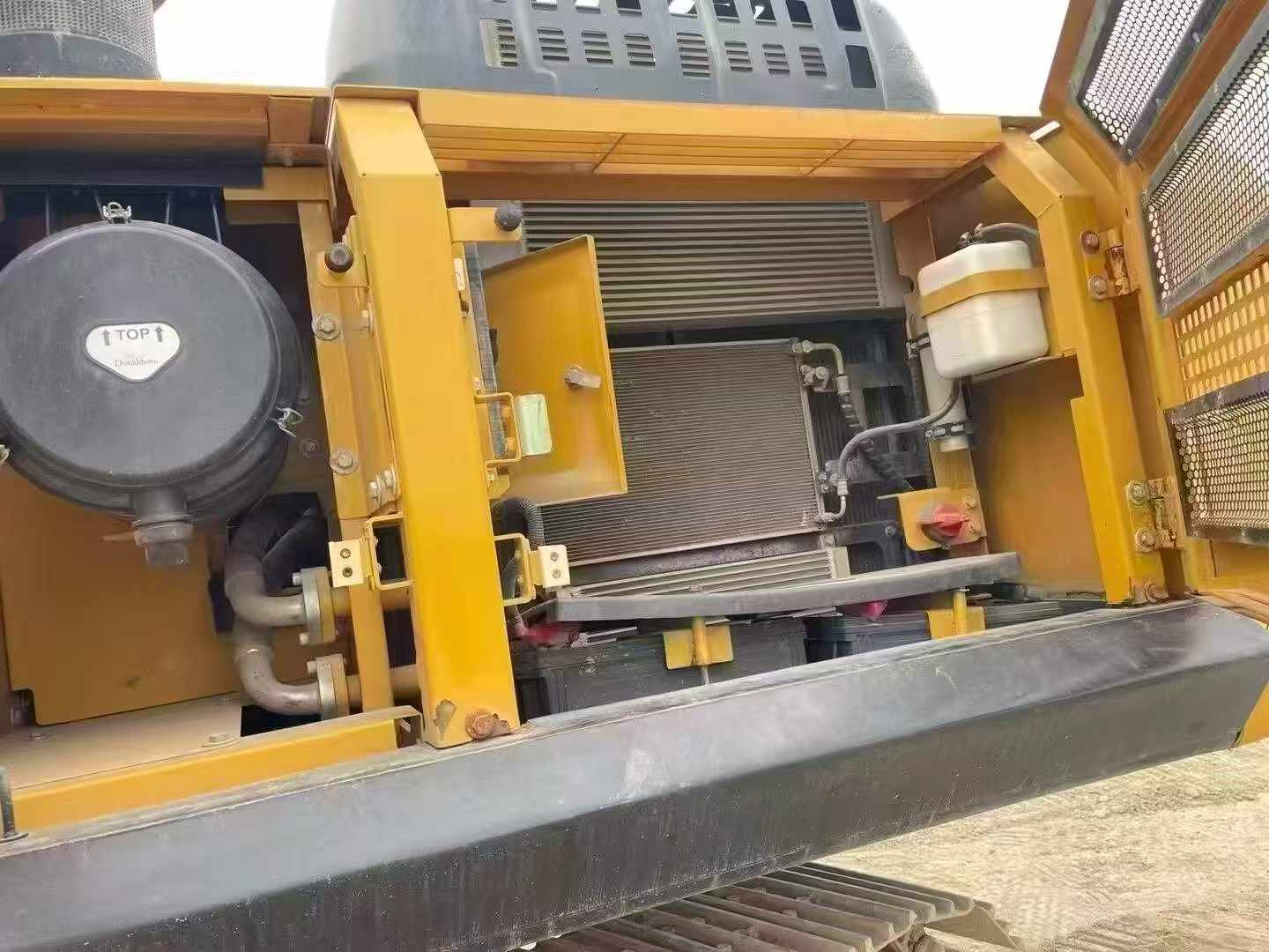 Used Sany SY245H Excavator 2016 Model / 3