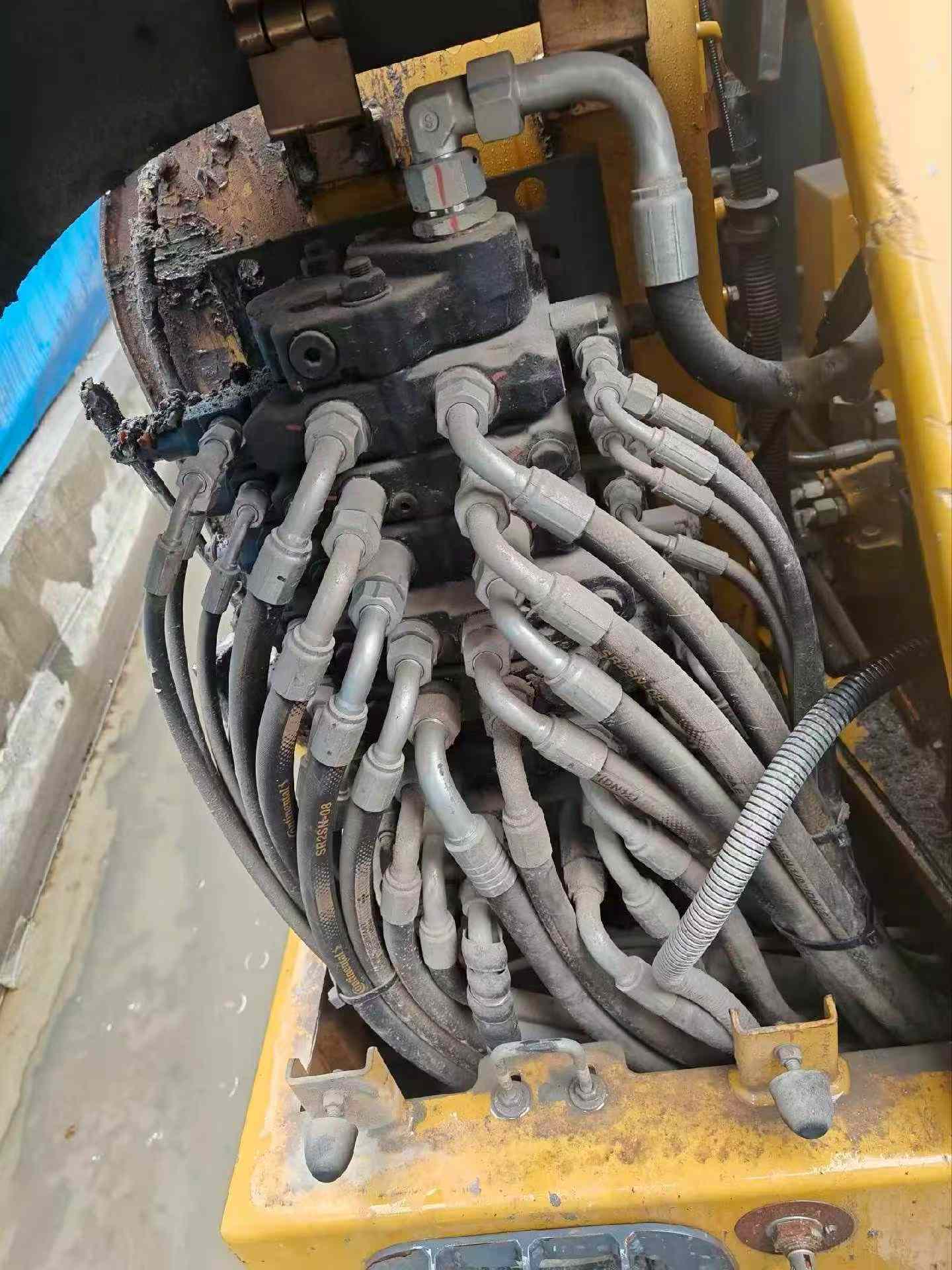 Used XCMG XE55D Excavator 2021 Model / 4