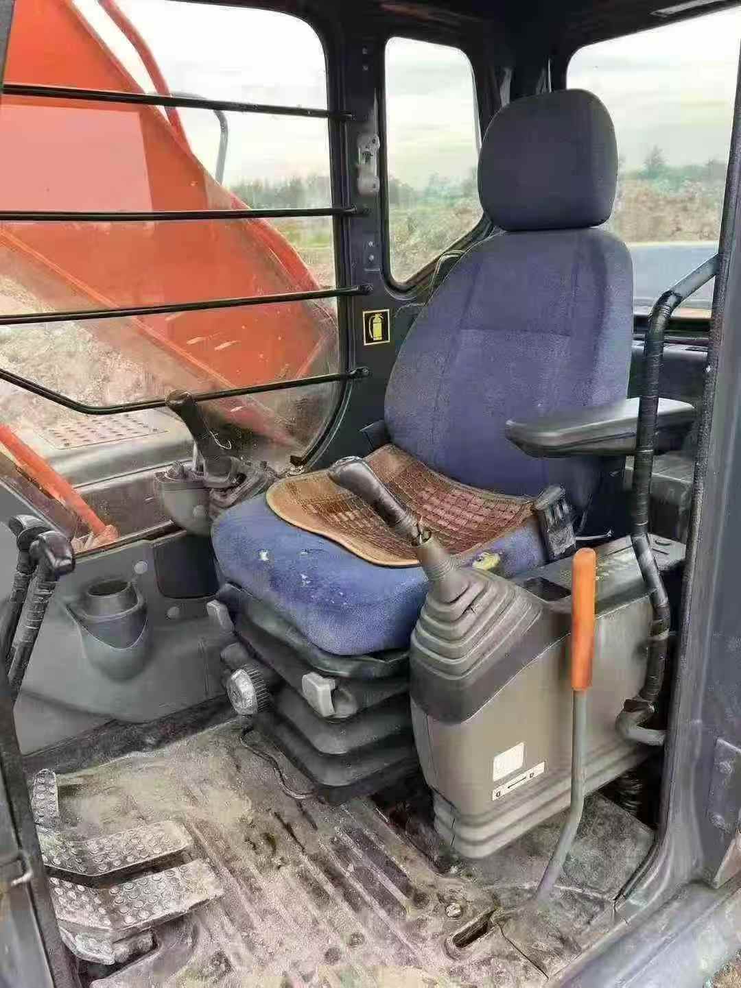 Used Hitachi ZX260-3G Excavator 2015 Model / 6