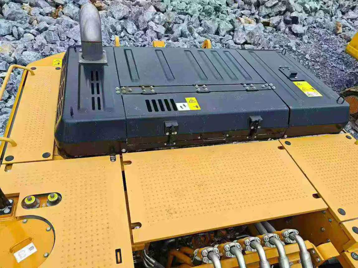 Used Sany SY650H Excavator 2022 Model / 5