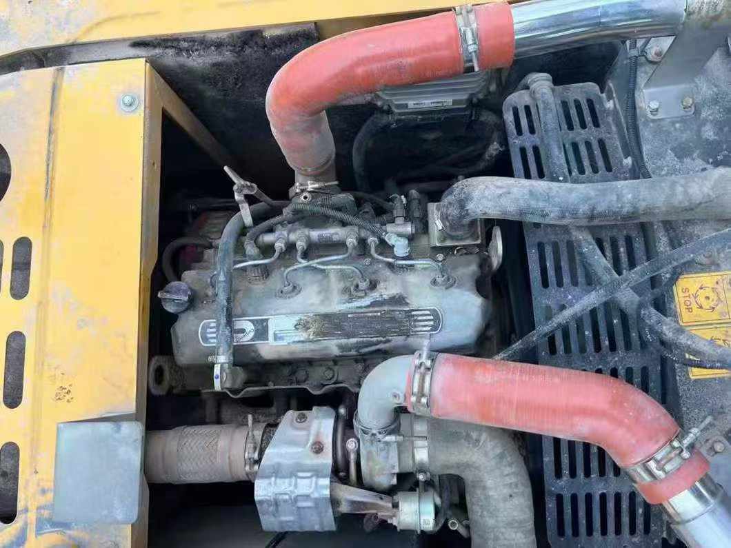 Used XCMG XE135B Excavator 2020 Model / 9