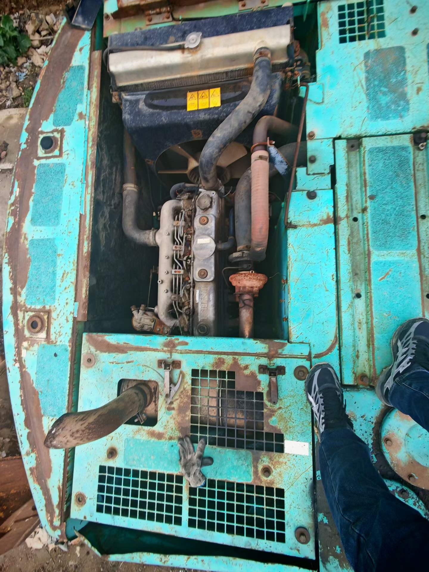 Used Kobelco SK200-6 Excavator 2016 Model / 3