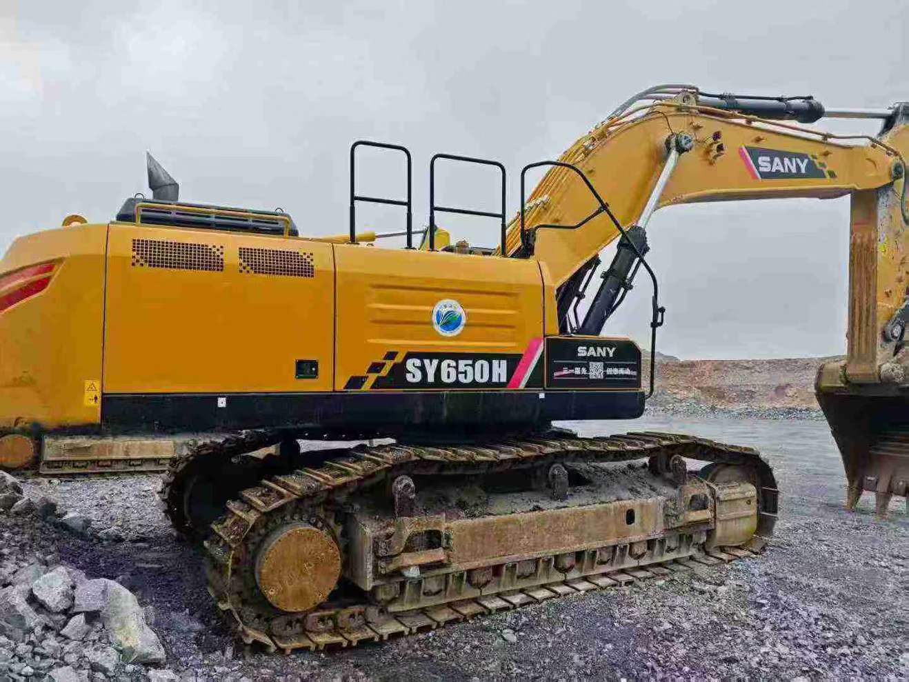 Used Sany SY650H Excavator 2022 Model / 8