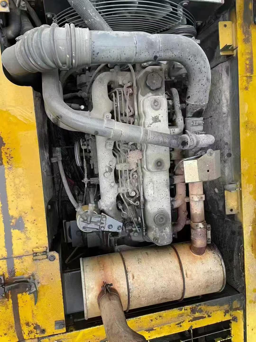 Used Kato 820-3SP Excavator 2016 Model / 2