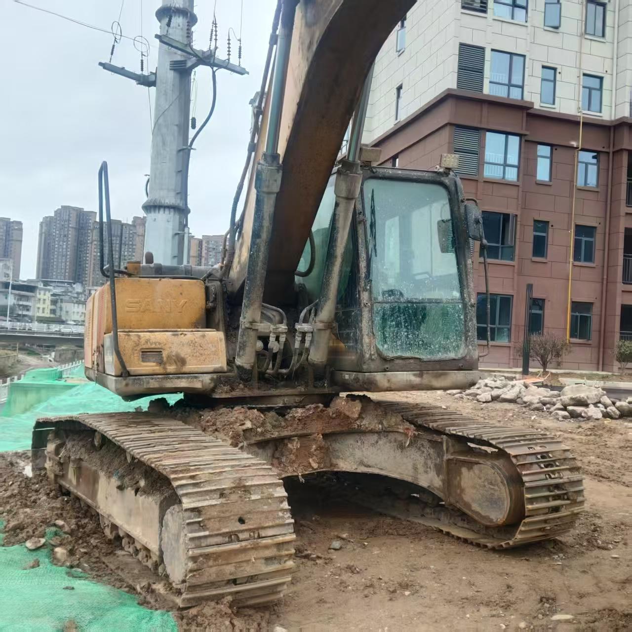 Used Sany SY215C Excavator 2018 Model / 9