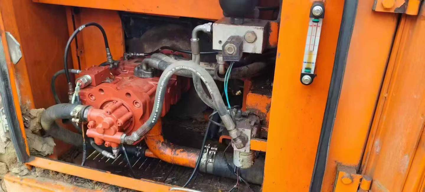 Used Doosan DH150-7 Excavator 2016 Model / 8