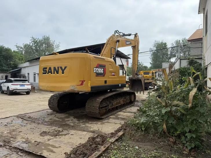 Buy Sany SY205C Used Excavator / 1