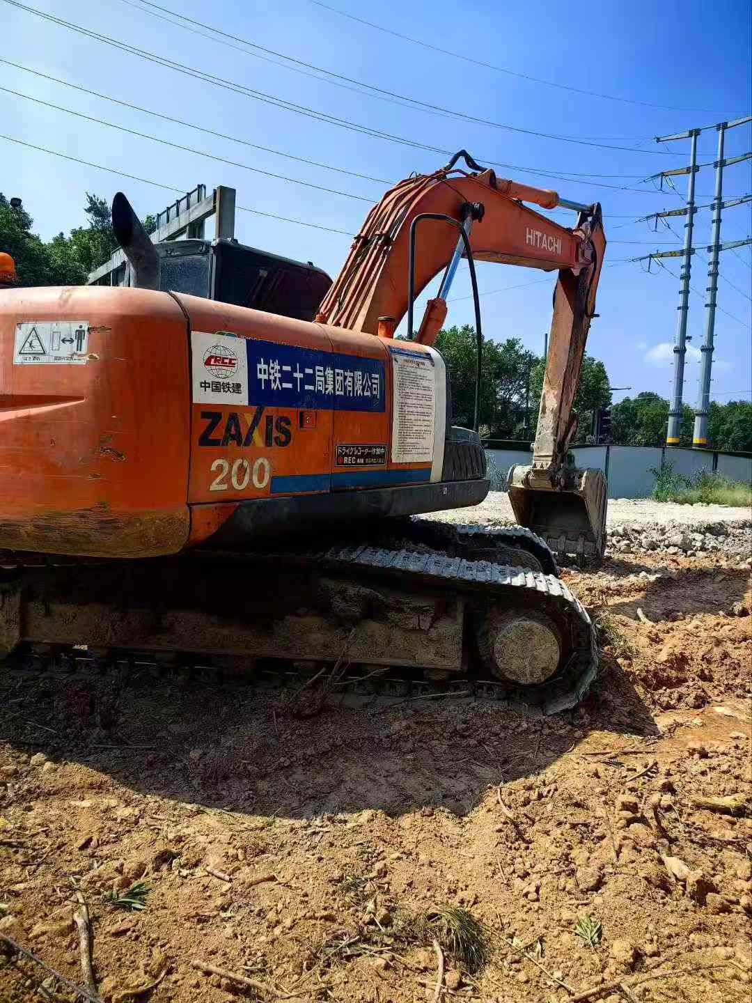 Used Hitachi EX200-3 Excavator 2016 Model / 3