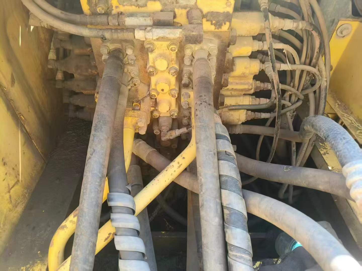 Used Komatsu PC200-7 Excavator 2016 Model / 7