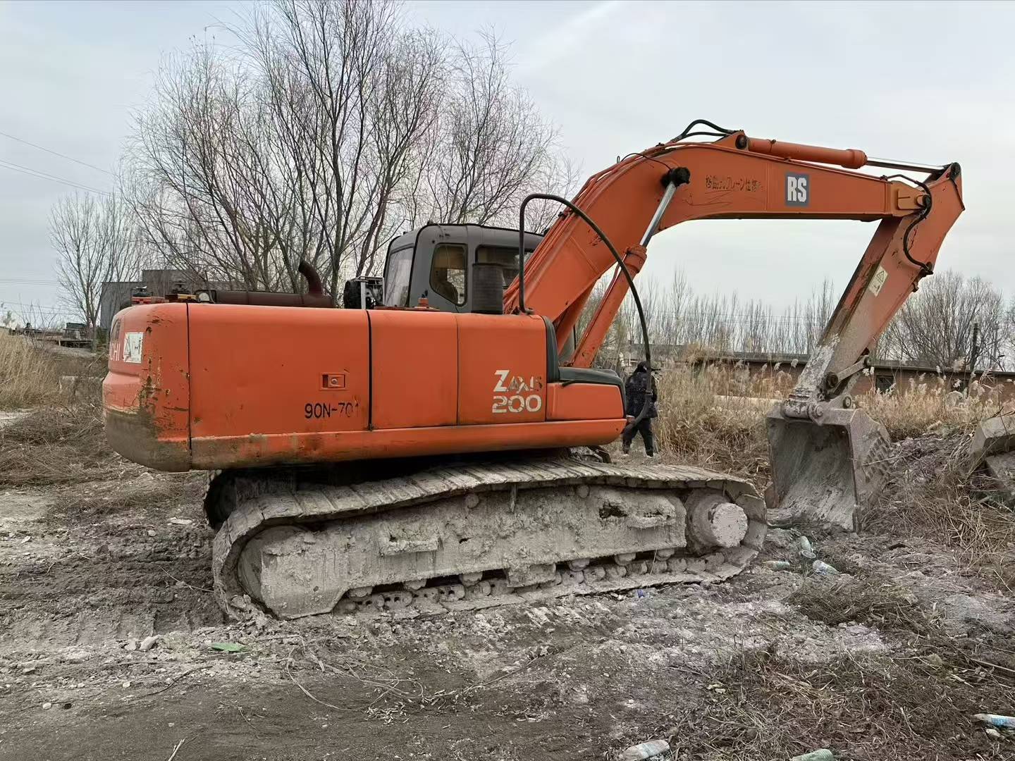 Used Hitachi ZX200-6 Excavator 2016 Model / 3