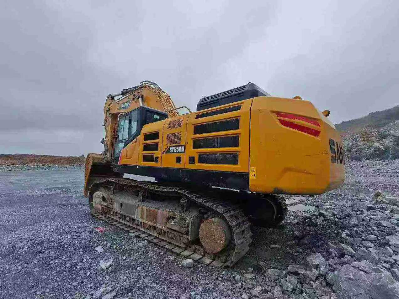 Used Sany SY650H Excavator 2022 Model / 2
