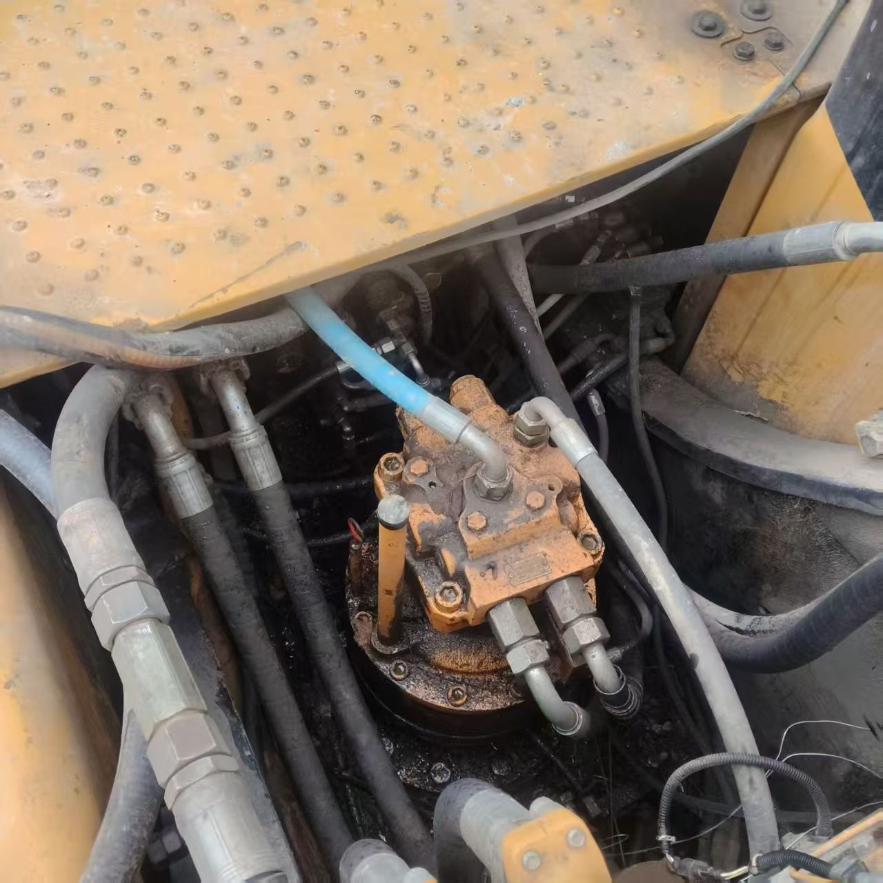 Used Sany SY215C Excavator 2018 Model / 5