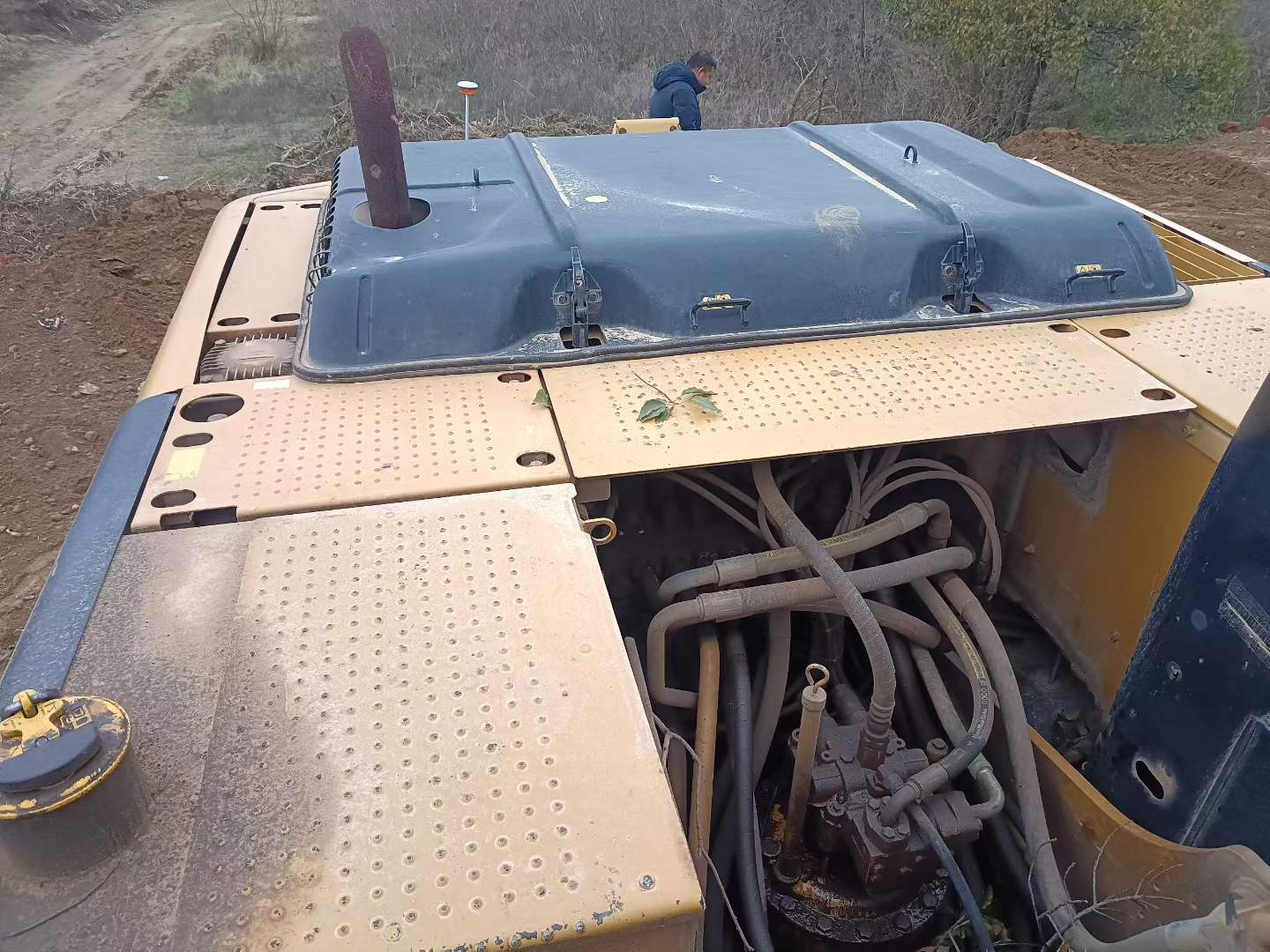 Used Caterpillar 320A Excavator 2016 Model / 9