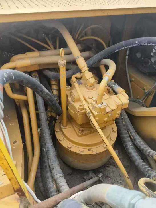 Buy Caterpillar 329D Used Excavator / 1