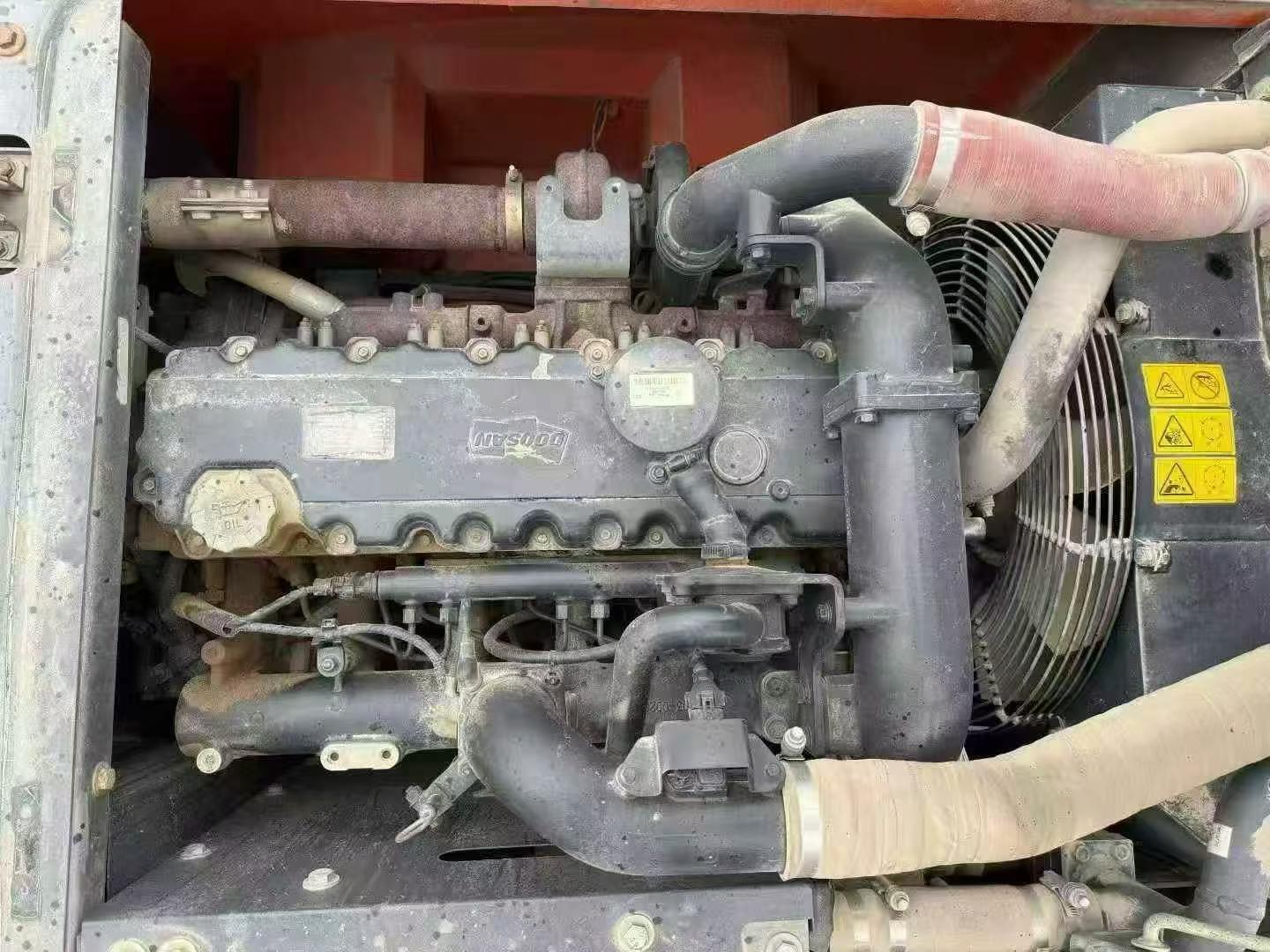 Used Doosan DH150 Excavator 2019 Model / 7