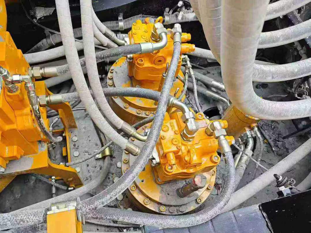 Used Sany SY650H Excavator 2022 Model / 6